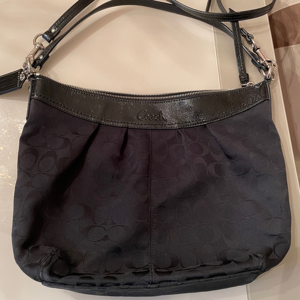Coach signature F13744 bag in black